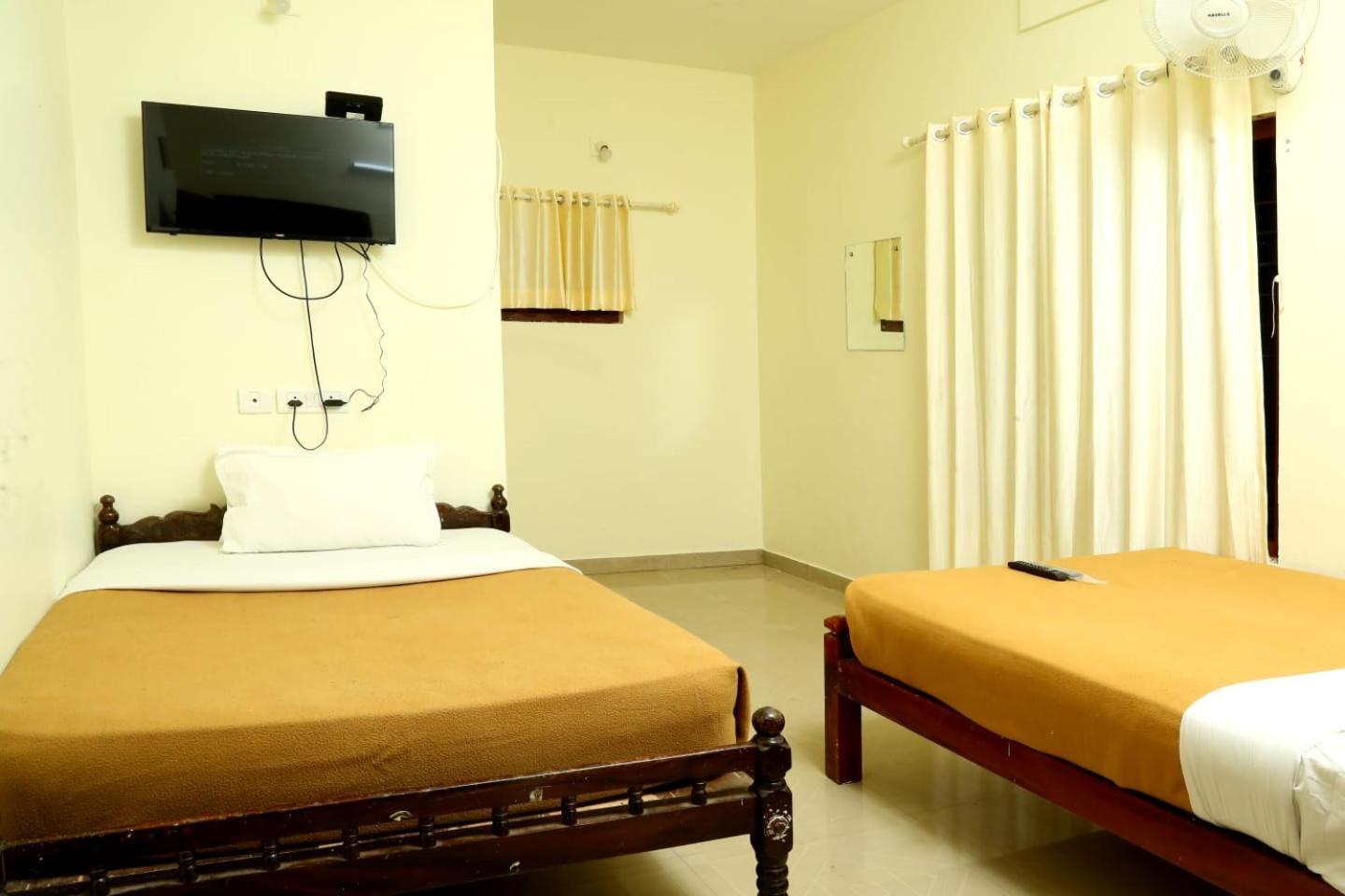 Green Magic Riverside Resort Munnar Ngoại thất bức ảnh